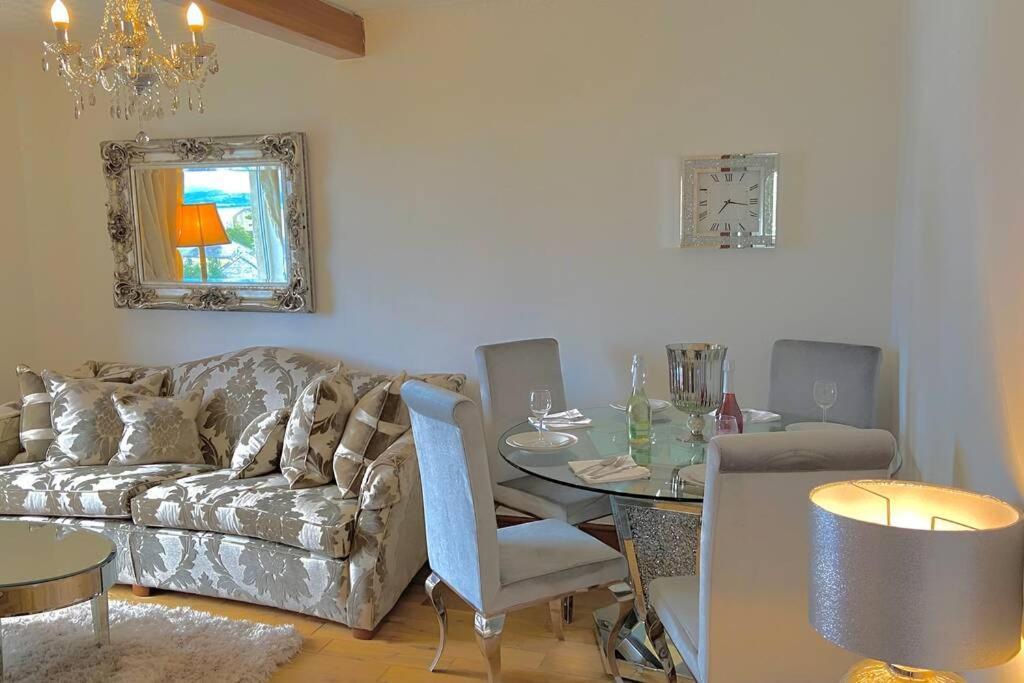 Beautiful Sea View 2 Bed Home Port Glasgow Zewnętrze zdjęcie