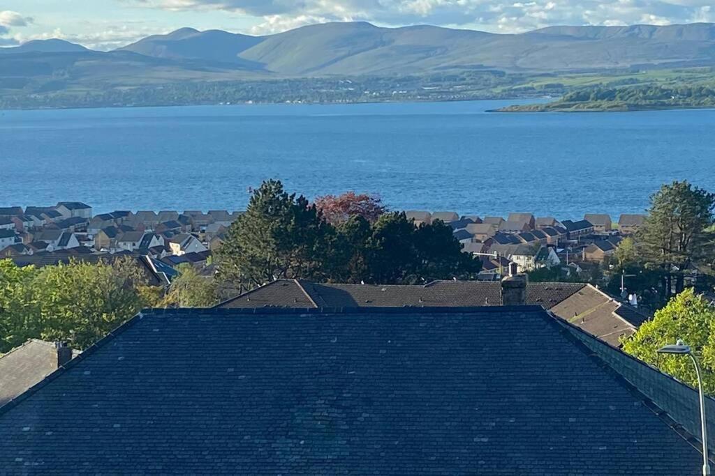 Beautiful Sea View 2 Bed Home Port Glasgow Zewnętrze zdjęcie